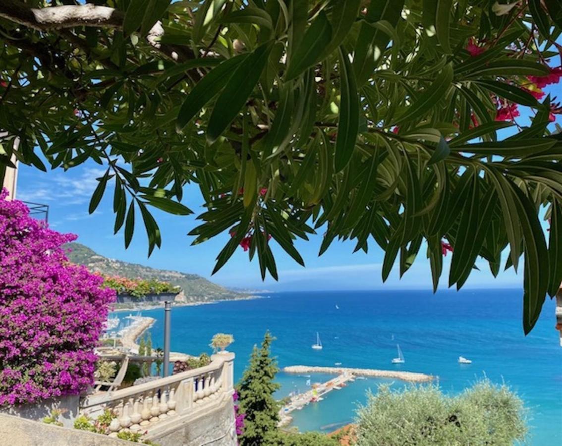 Villa L'Ensoleillee Vue Panoramique Mer, 250 M De La Plage Et Du Centre Ville Menton Eksteriør billede